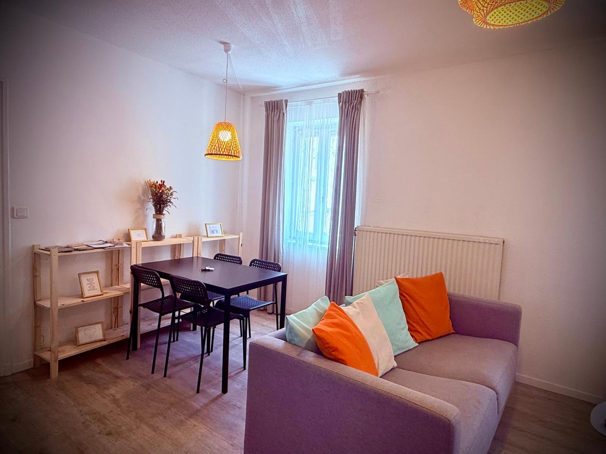 Apartment 50M2-Free Private Parking-Self Check In !! Appartement 50M2 Intramuros-Parking Prive Gratuit-Arrivee Autonome!! Avignon Exteriör bild